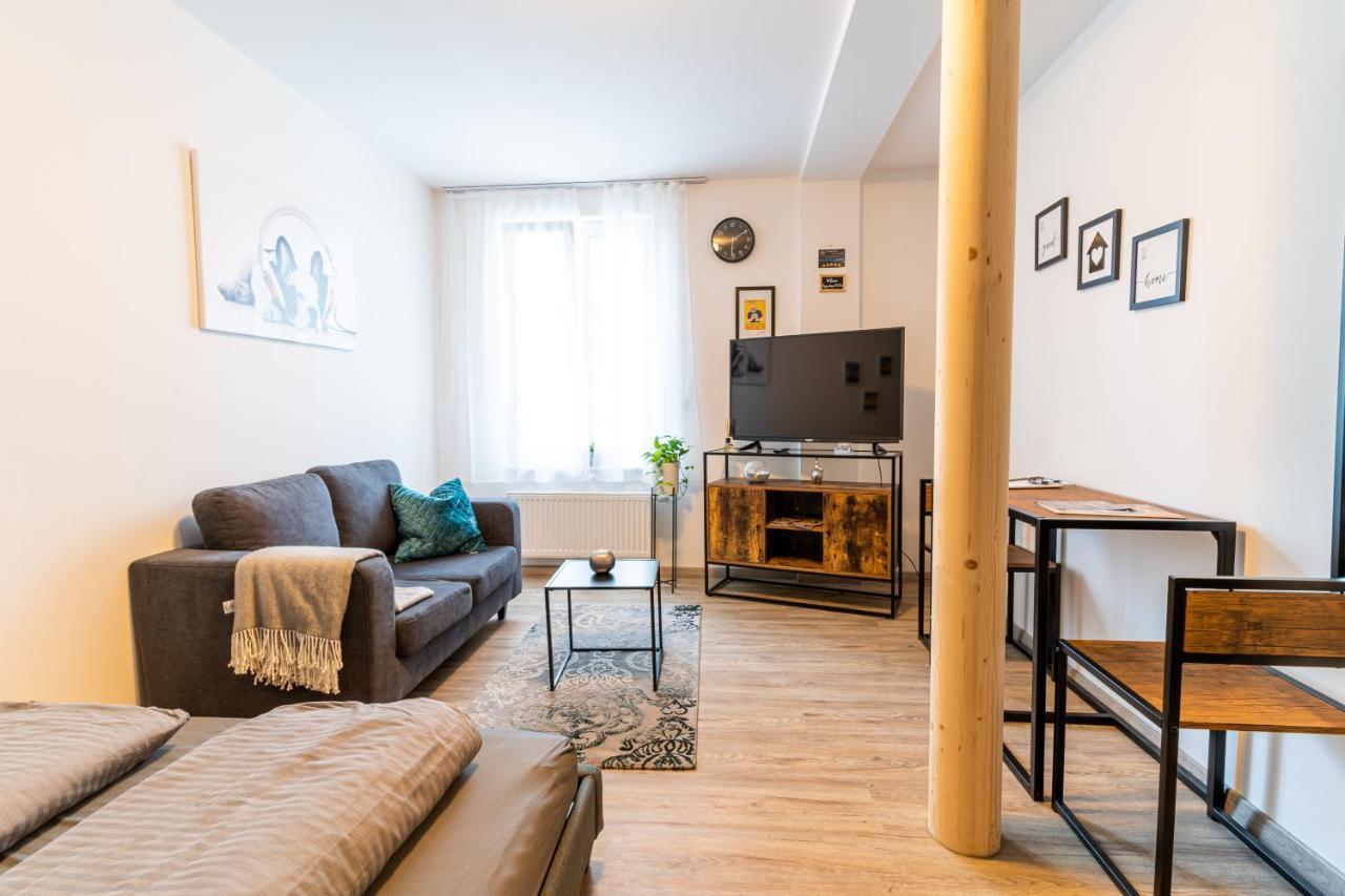 Tagblatts 2-Zimmer Business Apartment Тутлінген Екстер'єр фото