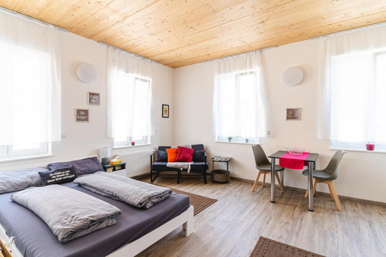 Tagblatts 2-Zimmer Business Apartment Тутлінген Екстер'єр фото