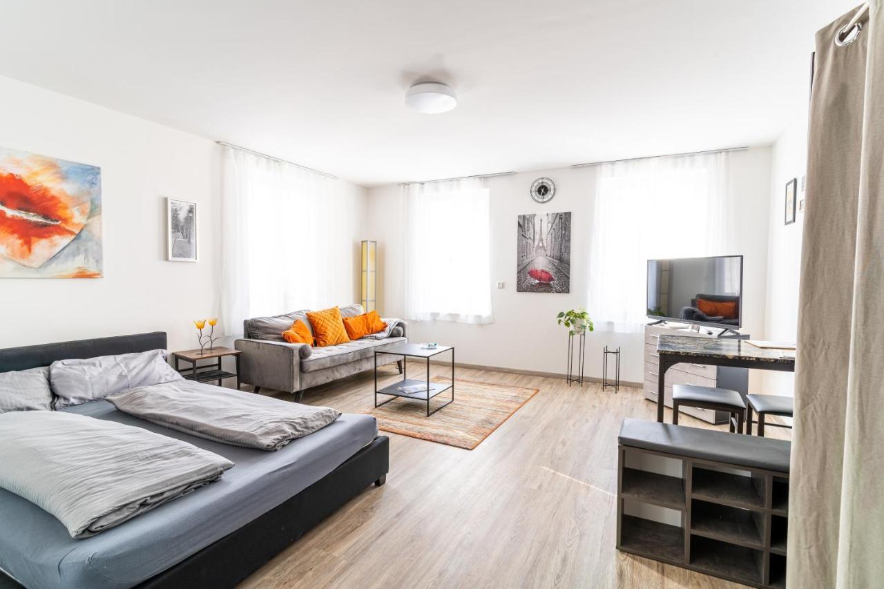 Tagblatts 2-Zimmer Business Apartment Тутлінген Екстер'єр фото
